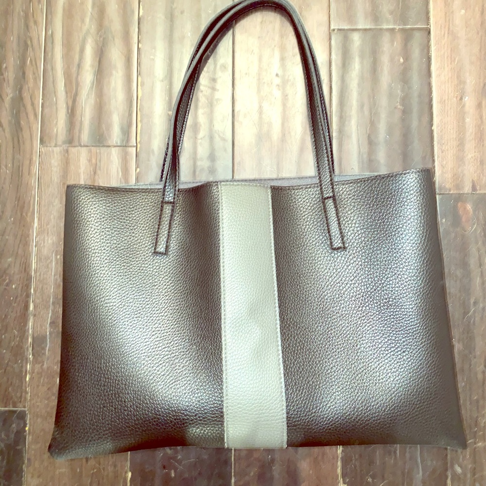VINCE CAMUTO Leather Bag